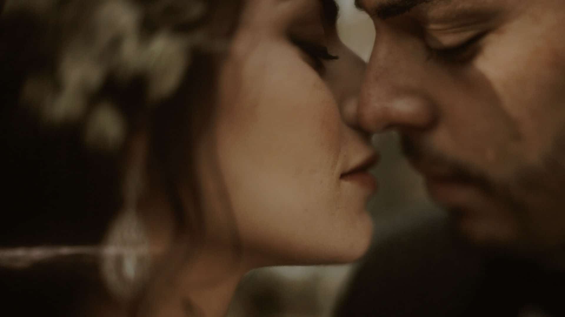 kiss